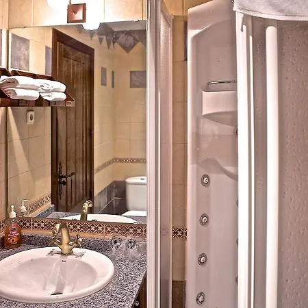 La Galamperna 3* Nava del Barco